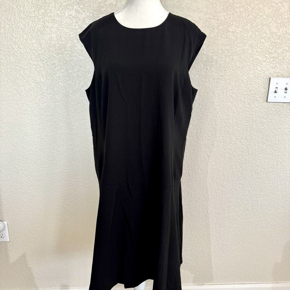 Lauren Ralph Lauren Size 16 LBD Solid Black Cap Sleeve Sheath Dress Knee Length